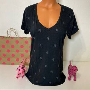 PINK VS MULTI LOGO V NECK SHIRT